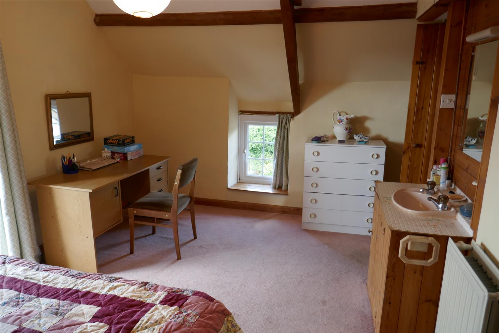 ANOTHER ROOM ASPECT